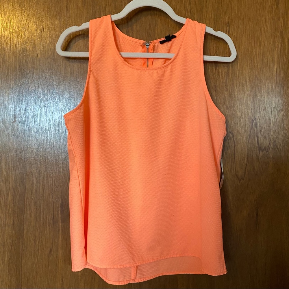 Mine Sleeveless Blouse